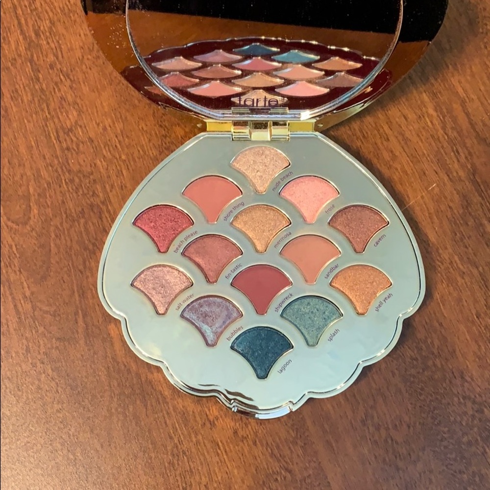 Tarte Be a Mermaid & Make Waves eyeshadow palette